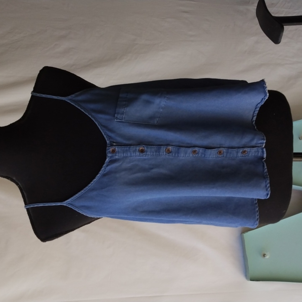 Forever 21, V neck soft tank w/spaghetti straps, buttons in front, & sleeveless